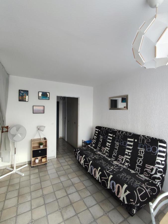 Studio Meuble Classe 2 Etoiles - 30M² 그뢰오레방 외부 사진